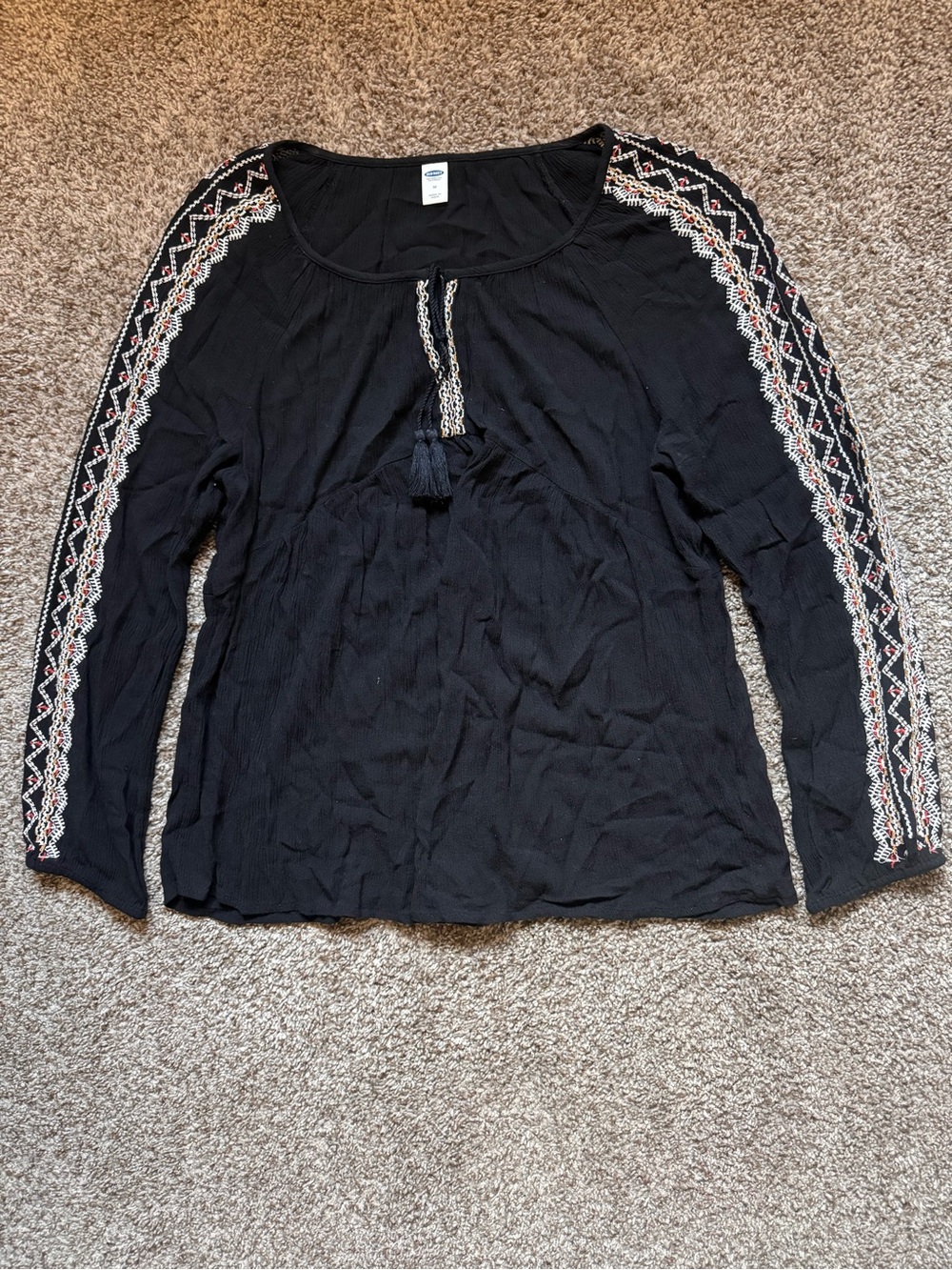 Old Navy Black Long-Sleeve Embroidered Boho Blouse
